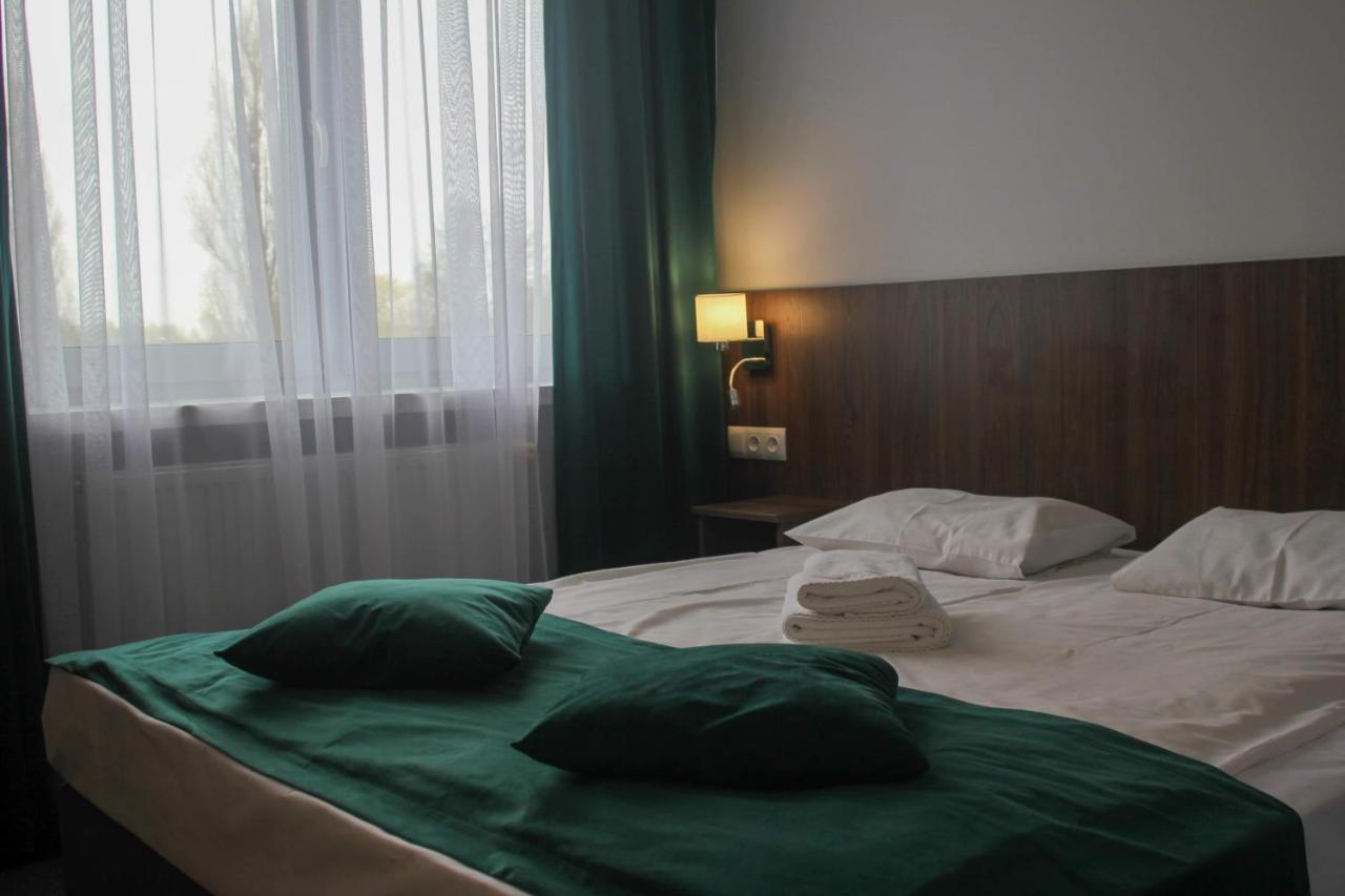 Eurohotel Baniocha Luaran gambar