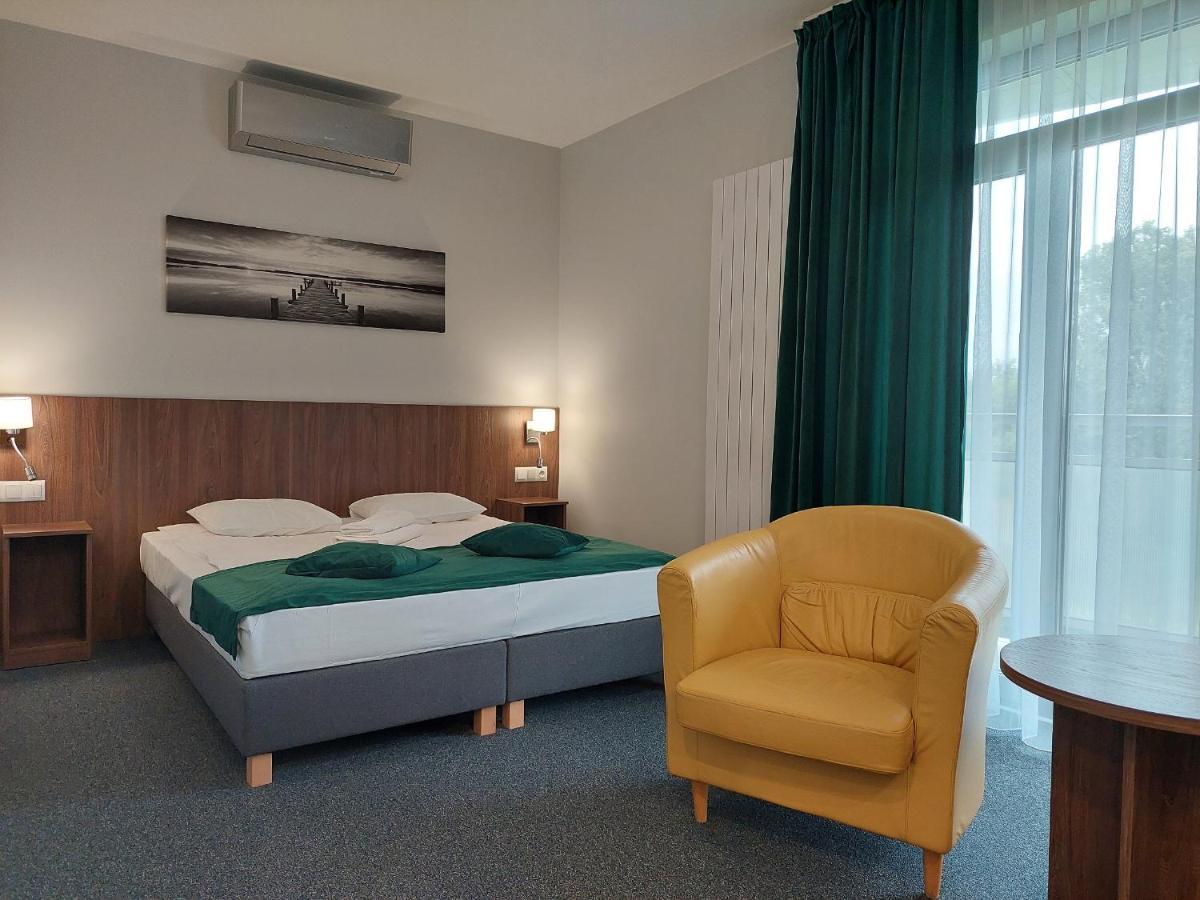 Eurohotel Baniocha Luaran gambar