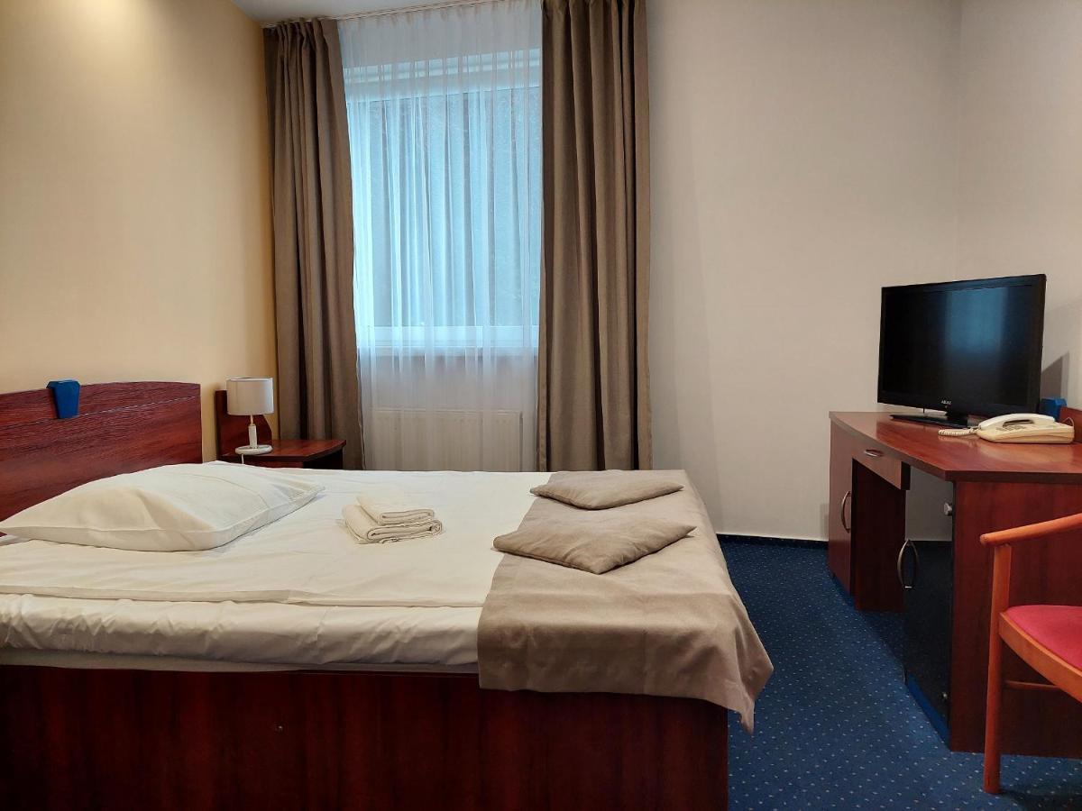 Eurohotel Baniocha Luaran gambar